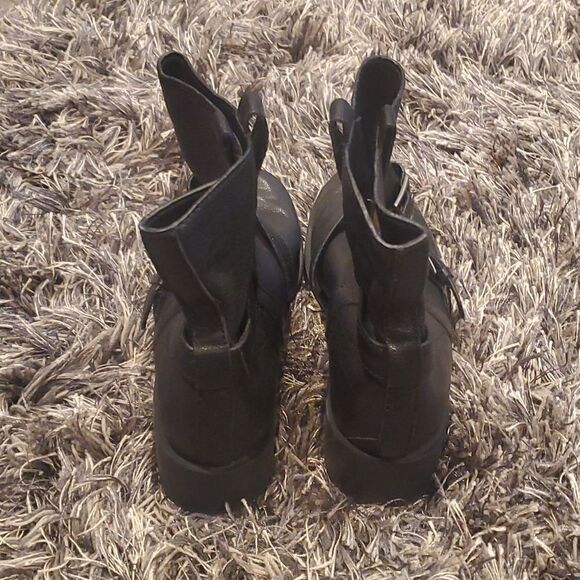 Womens Nike Air Boots Size 5 - Picture 3 of 5